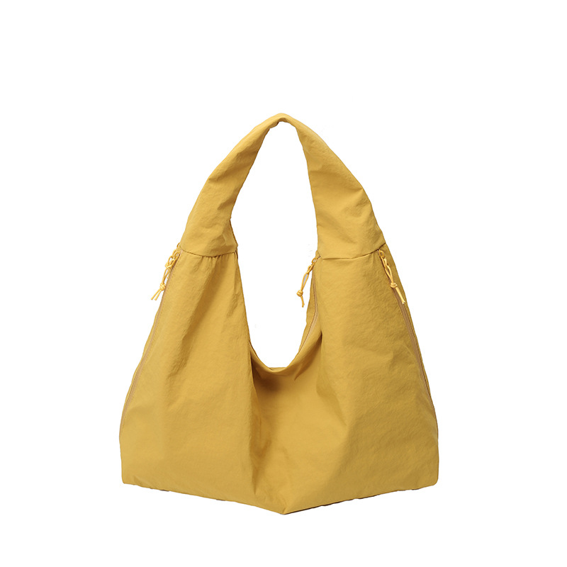 Bolso Tote de nylon popular transfronterizo 2025 verano nuevo estilo ins bolso de mujer de moda súper caliente bolso de viaje de temperamento de moda