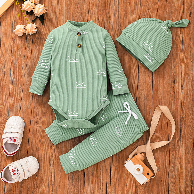 Keng Tiao Clothes Triangle Ha Yi Set Casual Baby Tuta carina con cappello set da 3 pezzi_voghion.com