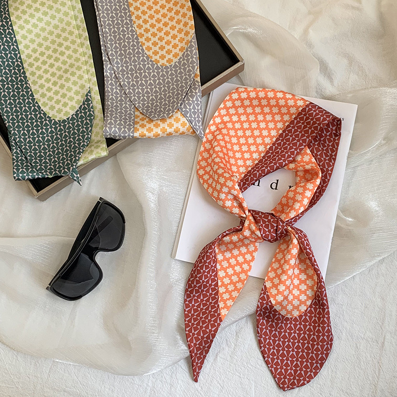 Pañuelo de seda con sentido avanzado, nuevo bolso atado todo-fósforo, serpentina, multifunción, bufanda de lunares, cabello trenzado, cinta, pañuelo, cinturón para el cabello