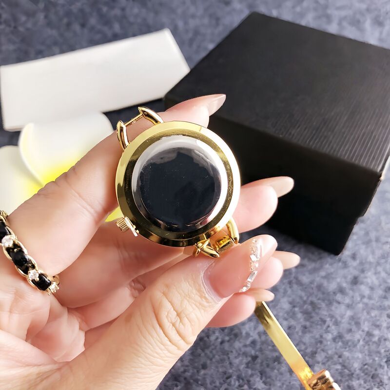 黄金色女士腕表手环表批发2025新款跨境电商热销金色奢华手镯表|undefined