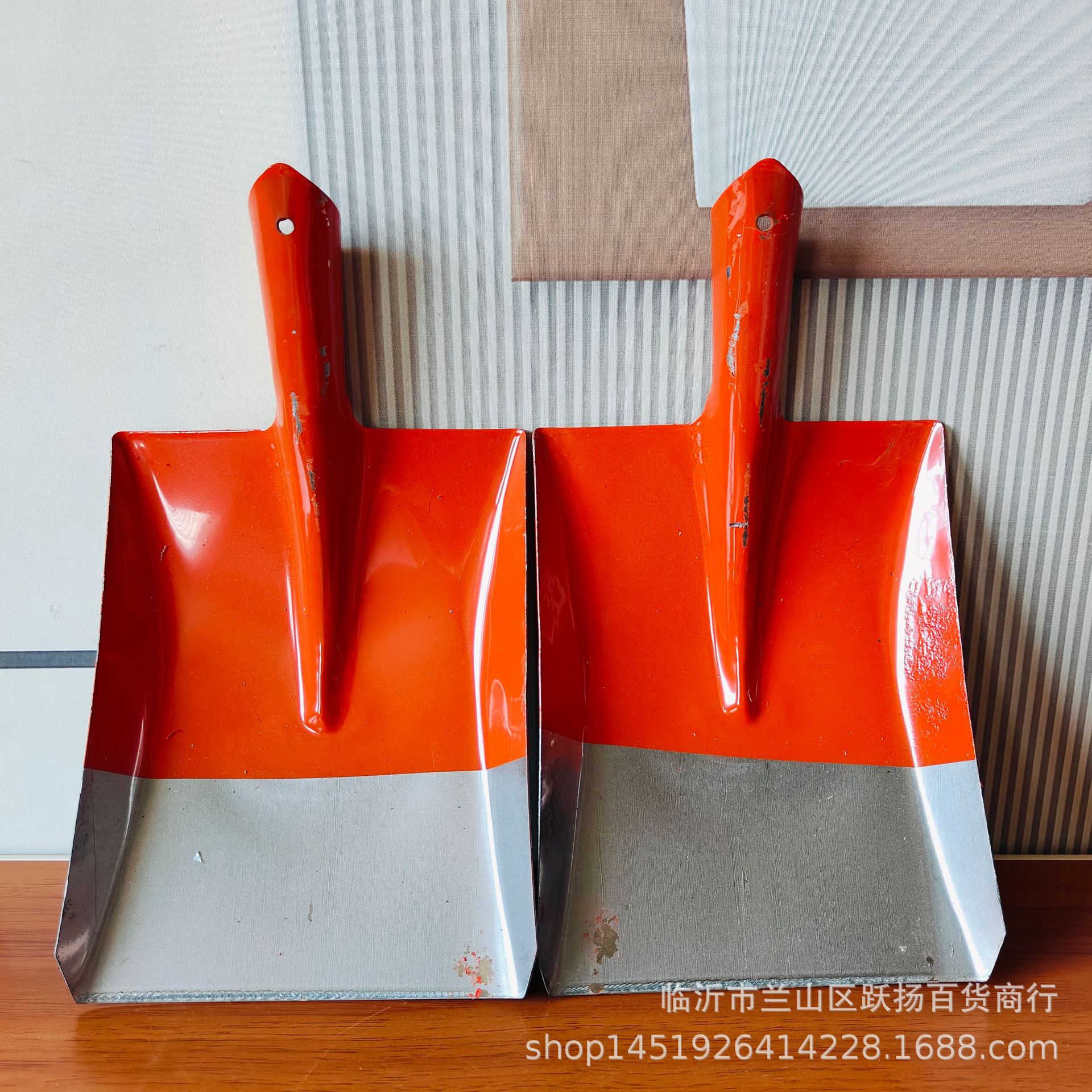 供应铁锨头 农用铁锹 煤铲 平头铁铲 五元六元地摊货源新品