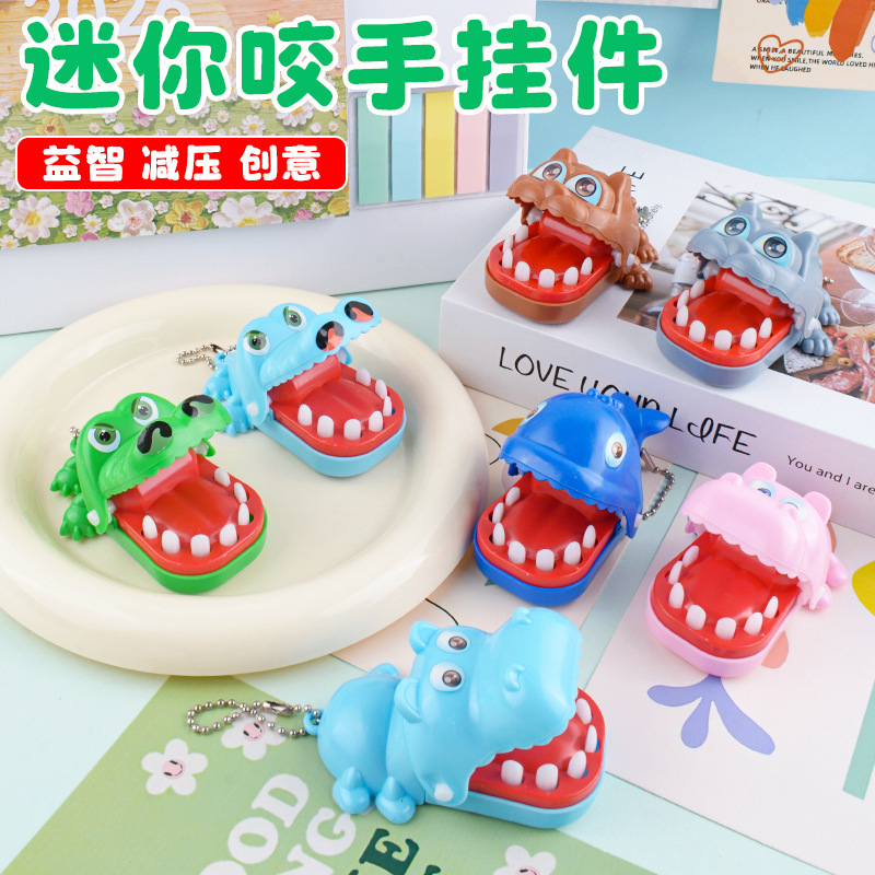 Mini Crocodile Toy That Bites Hands, Funny Big-Mouthed Vicious Dog Hippo That Bites Fingers, Children's Toys Wholesale Mini Crocodile Toy That Bites Hands, Funny Big-Mouthed Vicious Dog Hippo That Bites Fingers, Children's Toys Wholesale