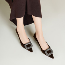 一代佳人2025秋季新款尖头高跟鞋女细跟方扣低跟单鞋女26S3036