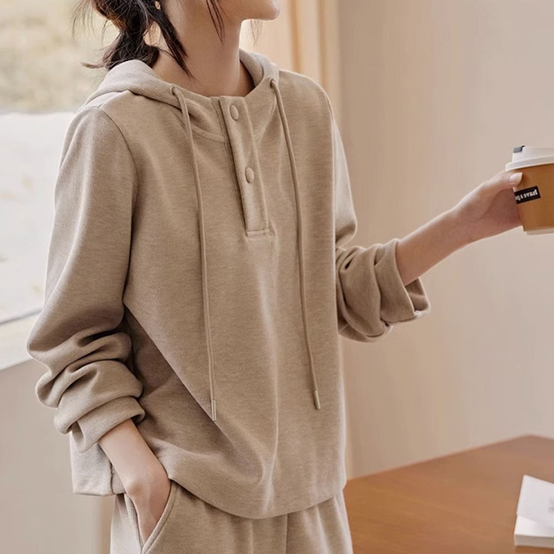 Vêtements pour femmes Maillard porte un costume de style paresseux pour femmes 2024 automne nouvelle mode pull fin à capuche costume deux pièces pour femmes_voghion.com