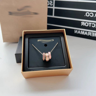 �S�Ҹ߰汾COA�ܼ����h�{��ɫ�m����Ů��c�ֵ����������z���s�i