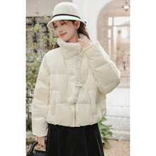 甜美文艺奶白色牛角扣棉服女2025冬季新款小个子宽松加厚立领外套
