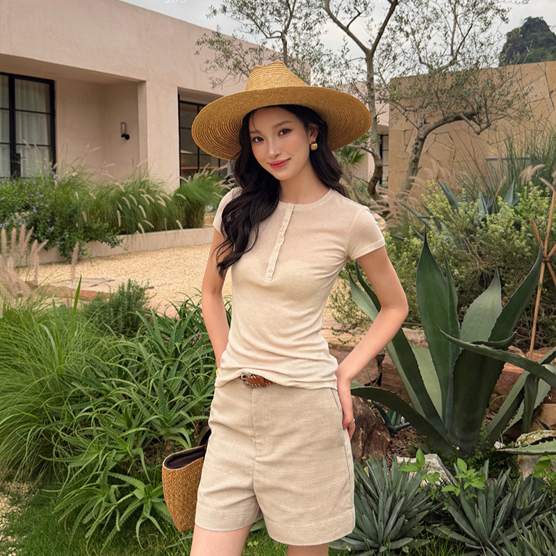 Elsissi Round Neck Buttoned Simple Versatile Base T-Shirt for Women Summer 2026 New Casual Style Slim Short-Sleeved Top Elsissi Round Neck Buttoned Simple Versatile Base T-Shirt for Women Summer 2026 New Casual Style Slim Short-Sleeved Top