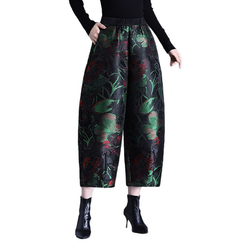 Winter three dimensional quilted keep warm trousers, loose fit