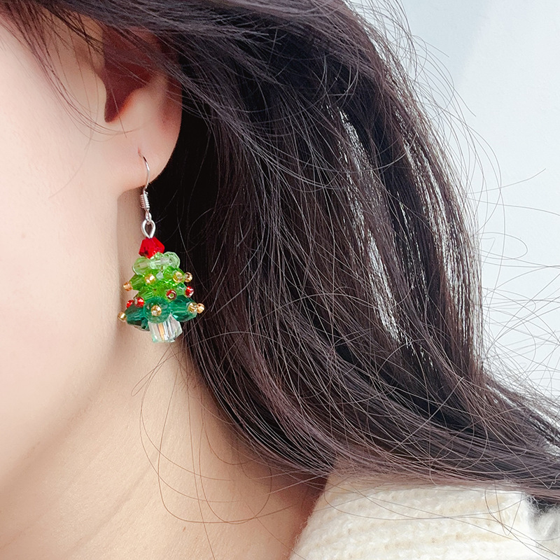 Boucles d'oreilles en perles faites à la main pour fille mignonne avec nœud rouge et sapin de Noël_voghion.com