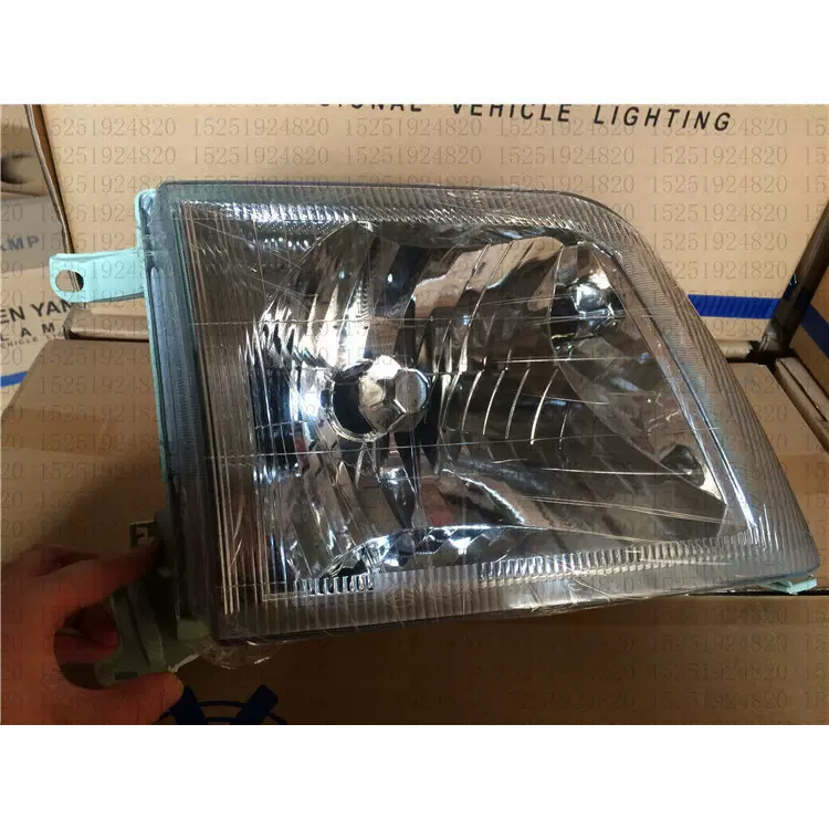 适用丰田霸道3400大灯 北汽陆霸3400 3000 2700前大灯 前照明大灯