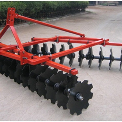 供应圆盘耙销售18片轻型圆盘耙1BQX 1.7悬挂缺口耙