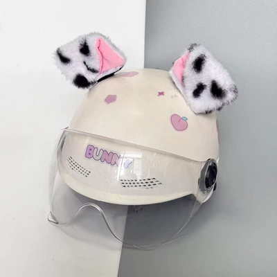 Dəbilqə (Kaska) aksesuarları — Helmet Decorated with Cat Ears - dalmatian-ears