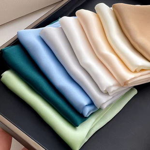 �羳ֱ��70��ɫС�����z��Ů�ٴ������r�Ї����������b�r��