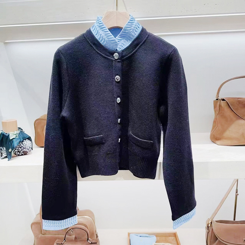 French-style niche 2026 autumn/winter exquisite pleated stand-up collar color-blocked faux two-piece design knitted commuter cardigan 26840
