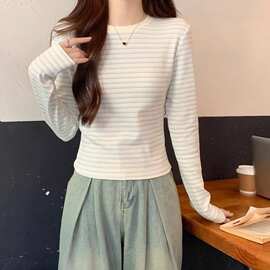 早秋韩系正肩减龄蓝白条纹圆领长袖恤女春春修身显瘦长袖上衣