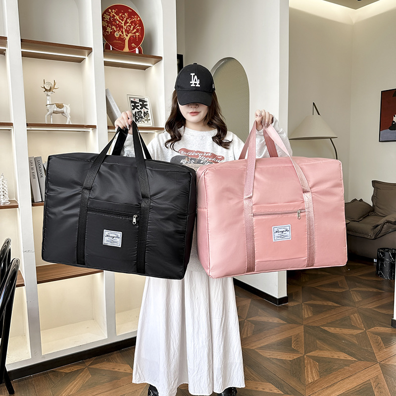 Large-capacity lightweight maternity travel bag for hospital admission and delivery, designed for short trips.