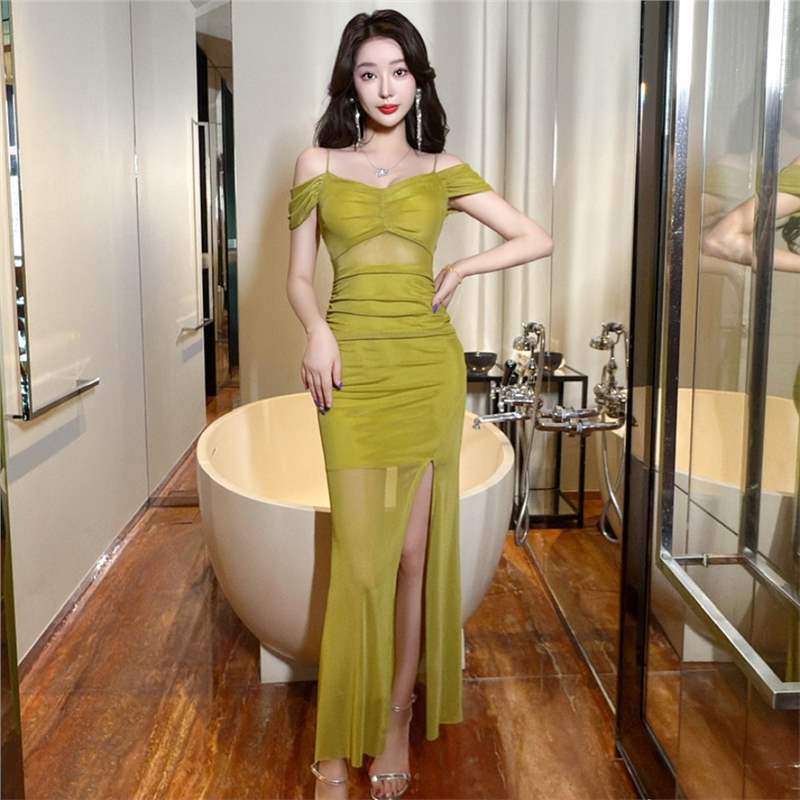 Black Sexy One-Shoulder Dress, Long Skirt, Low-Cut Backless Slim Fit Slit Hip-Covering Suspender Skirt, Nightclub Women's Clothing