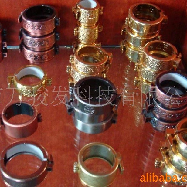 低价供应各类深圳白酒瓶扣 白酒瓶盖 酒瓶盖 防伪酒瓶盖厂家