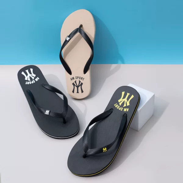 Flip-flops summer new fashion anti-pinch slippers men's beach shoes personality lovers net red soft-soled sandals
