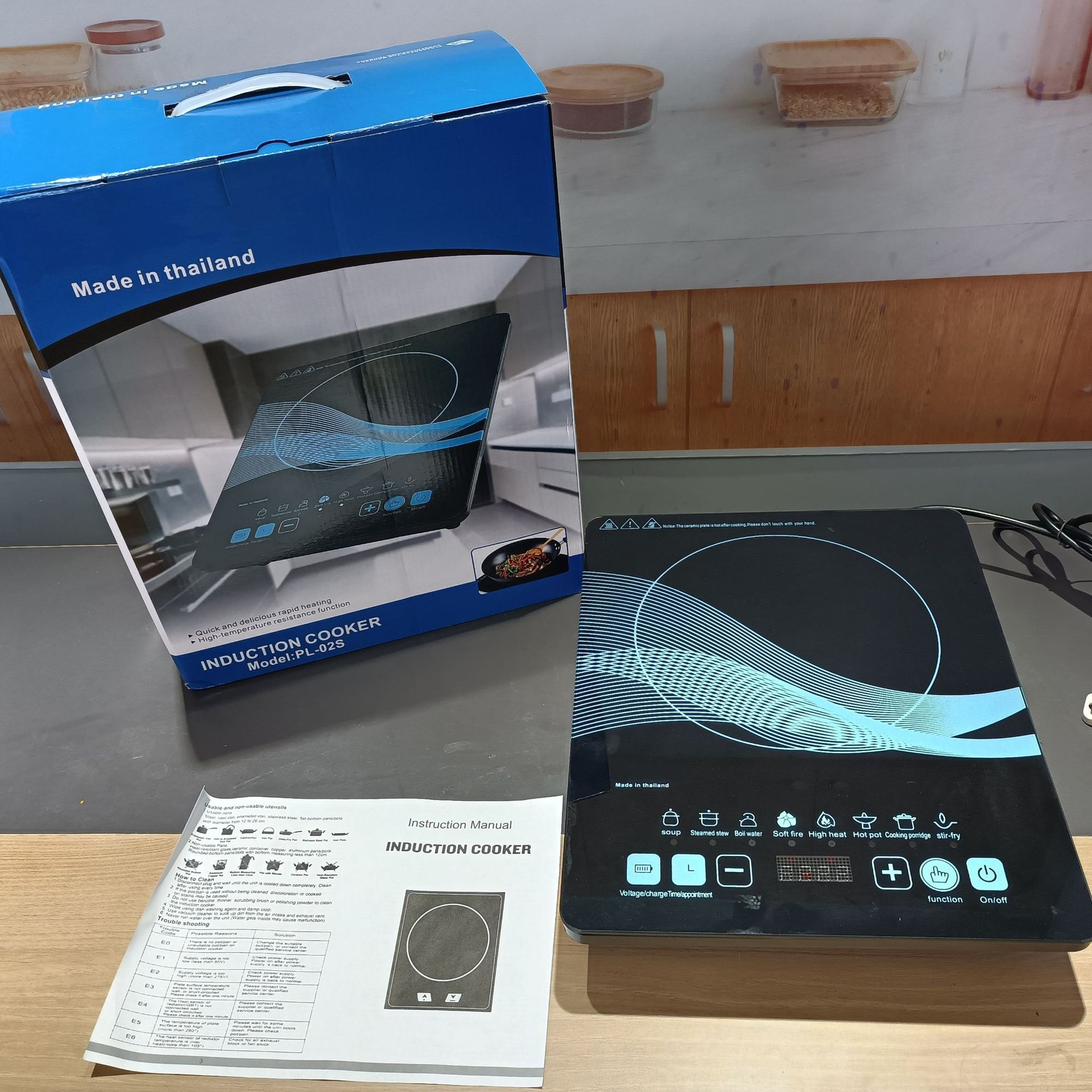 Cross-Border Export of High-Power Household Induction Cookers, Frying Pans, Infrared Cookers, Touch Electric Ceramic Cookers, Multi-Functional Electric Ceramic Cookers Wholesale