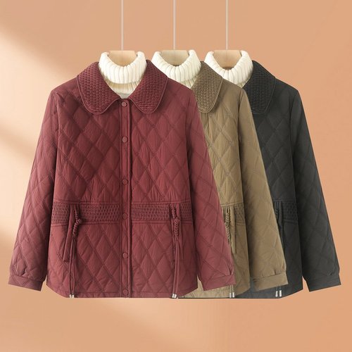 A cotton coat that combines fashion and comfort, bringing you endless warmth and confidence.