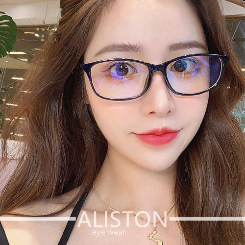 New anti-blue light glasses, flat glasses, small square frame, no makeup, INS Xiaohongshu internet celebrity, same style street stalls