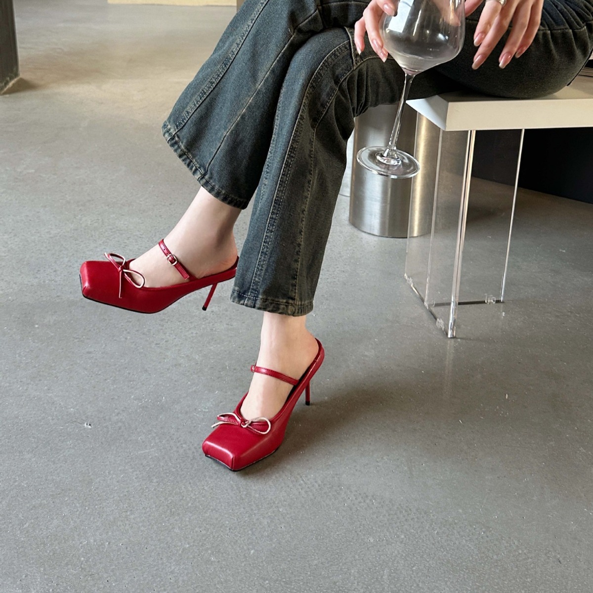Décolleté stiletto con punta quadrata da donna primavera estate_voghion.com