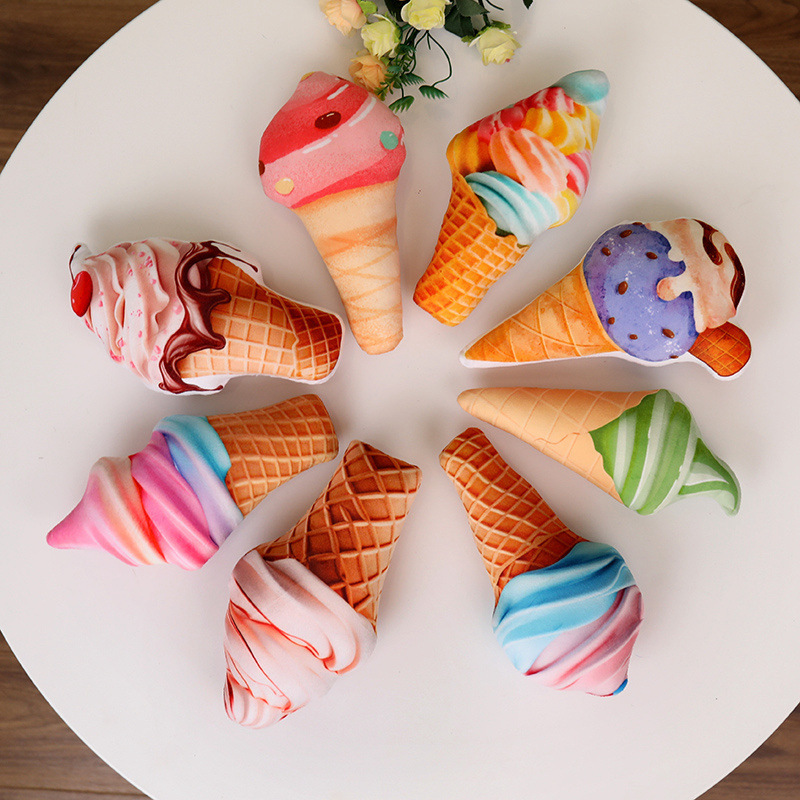 Simulación creativa almohada de helado juguetes de peluche sofá transfronterizo cojín accesorios decoración de la habitación de muestra para niños
