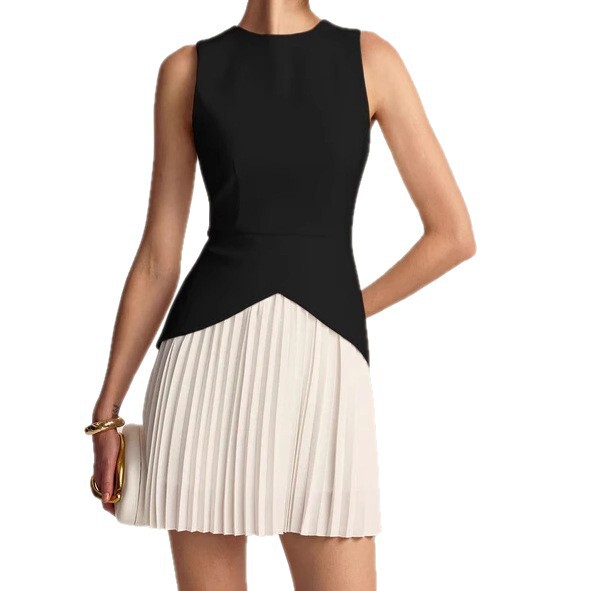 summer elegant brace with a round collar sleevless