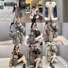 2025秋冬新款牛仔拼时尚狐狸毛年轻派克大衣女短款羽绒服皮草外套