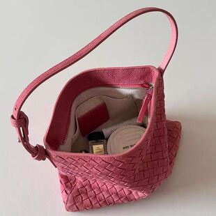 ��ɫ��Ƥ�������ذ���Ů2025�¿��p��С���о���ͨ�چμ���