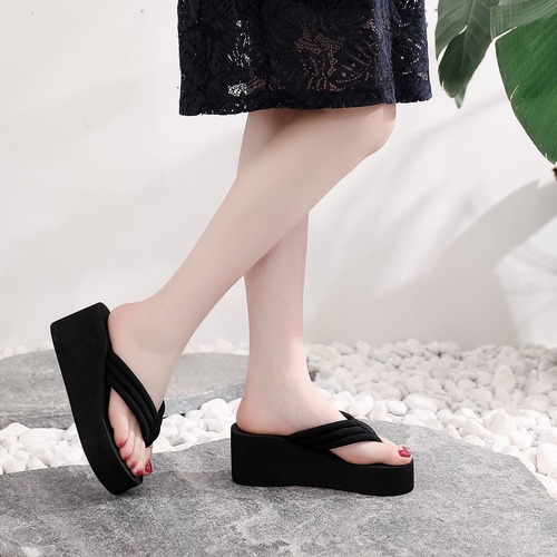 Shoes women's flip flops women's slippers women's sandals summer wholesale fashion Korean style beach student outer wear high heels thick soles