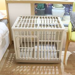 狗笼子小型犬猫笼子宠物笼子家用室内中型犬猫狗别墅树脂笼子批发