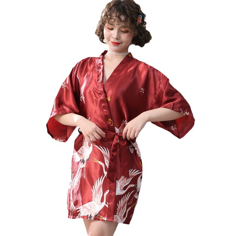 국경을 넘은 크레인 나이트가운 여성 여름 파자마 섹시한 신부 들러리 신부 모닝 가운 웨딩 시뮬레이션 실크 나이트가운 목욕가운