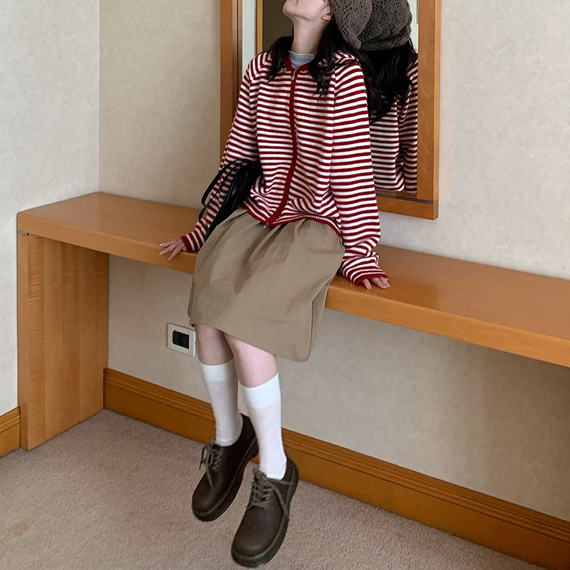 韩系红色条纹连帽针织开衫女早秋软糯短款外套外搭设计感帽衫上衣|undefined