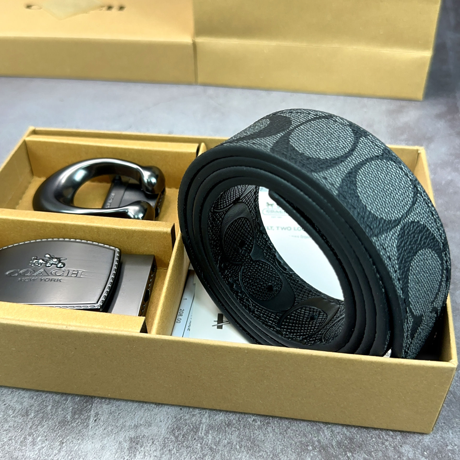 Double-sided flower large C icon