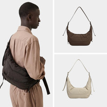 ���Π�ͬ���n��С��ţ���������˰�㼑���ˇ���e�μ����Ůб���