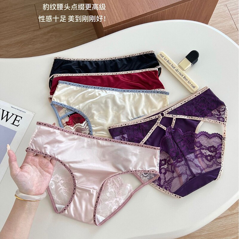 Hot-Selling Oily Satin Splicing Lace Underwear for Women, Youthful Hip-Covering Temptation, Mid-Waist Sexy Briefs