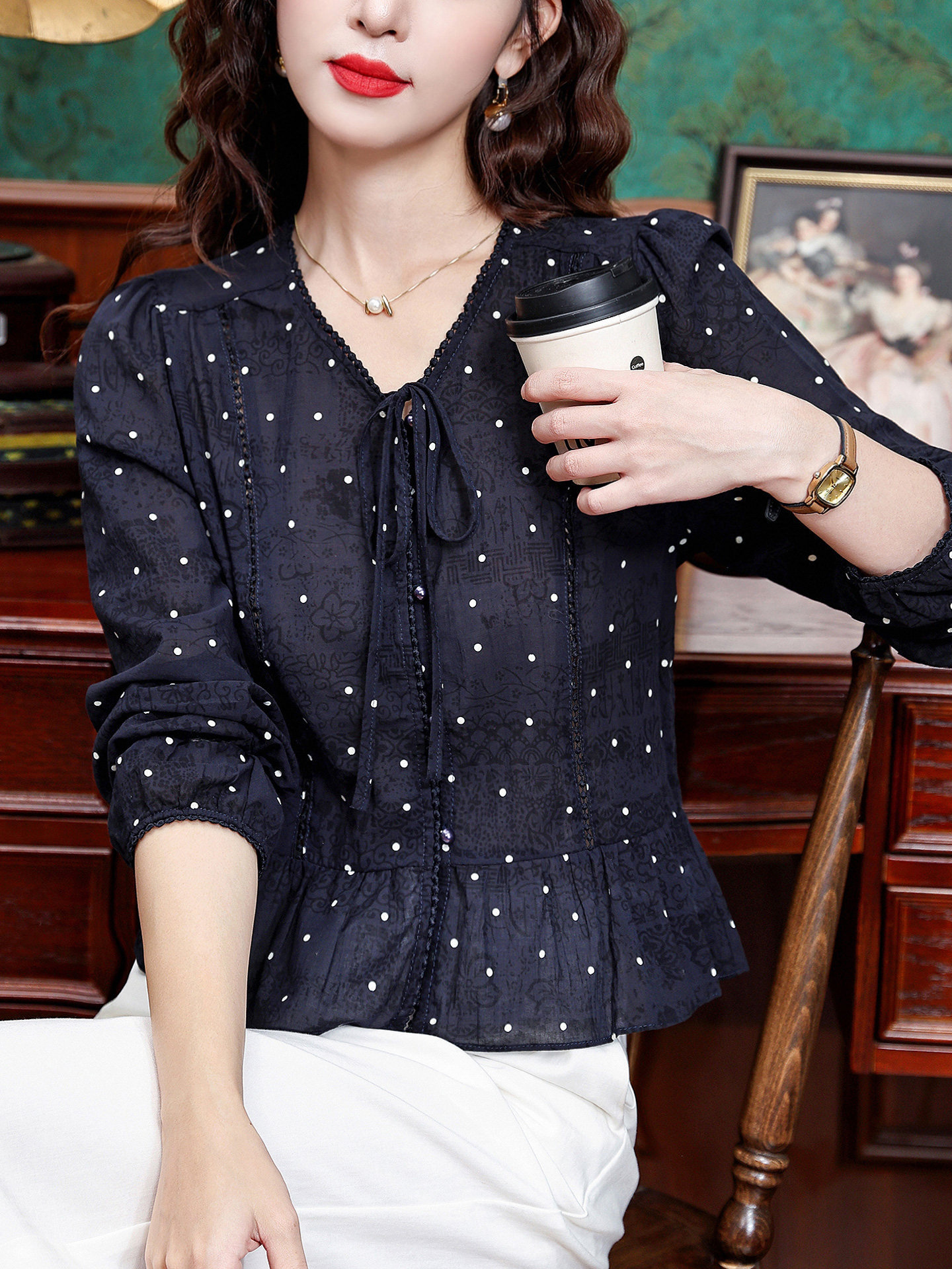 Áo sơ mi nữ tay dài cổ nơ bướm họa tiết chấm bi phong cách vintage — Xanh lông mòng đen