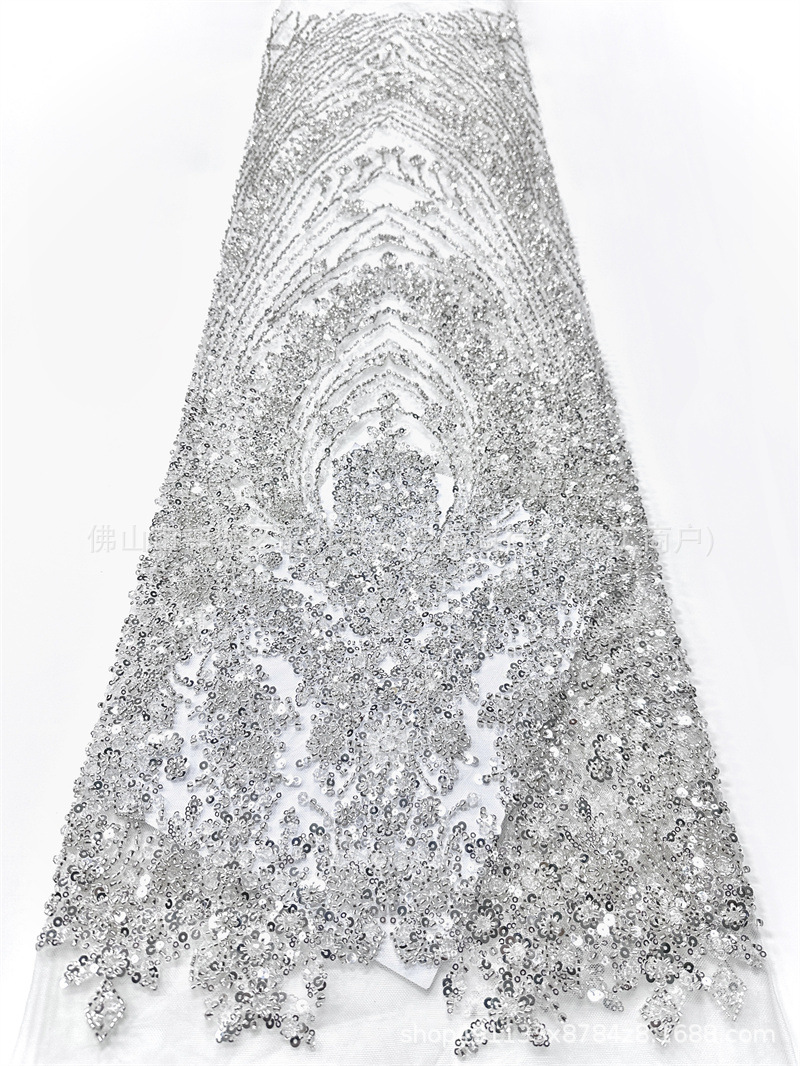 Fabricante de lujo bordado a mano Peacock Tail red tela de encaje de plata cristal perlas adornos formales tela de vestido de baile