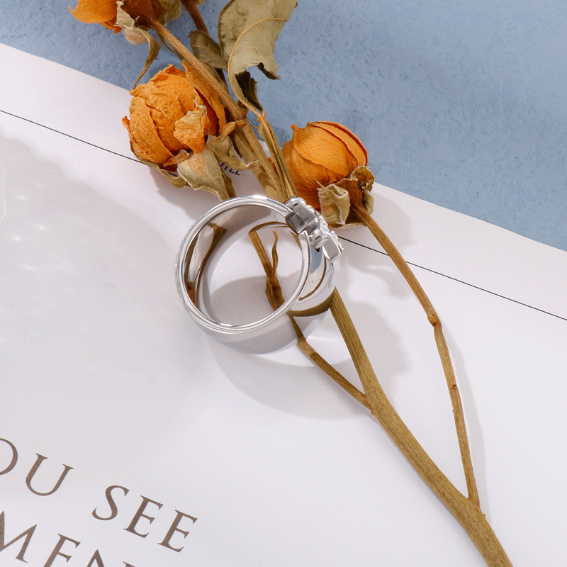 18K Gold Plated Plating Material PVD Coated 18K Gold Plated Letter Stainless Steel Fashion Waterproof Non Tarnish Rings