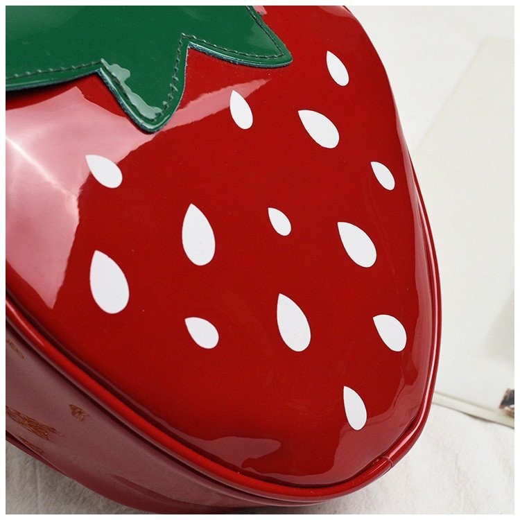 Women's All Seasons Pu Leather Fruit Cute Heart-shaped Zipper Shoulder Bag display picture 3