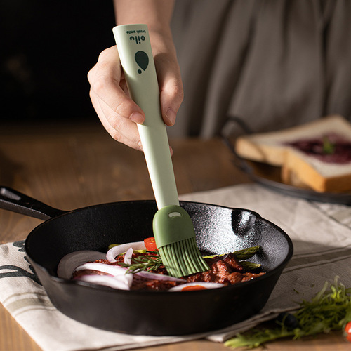 Zhenghui three-color oil brush household oil brush kitchen pancake edible baking small brush pancake silicone barbecue oil brush