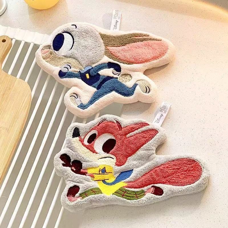 New cartoon towel hanging absorbent not easy to shed hair household kitchen cloth coral fleece cartoon towel wholesale