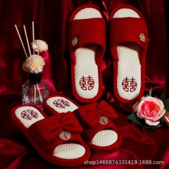 結婚スリッパのお祝いの赤い結婚式の女性の結婚祝いの結婚祝いの結婚用品大全新婚カップルの結婚靴