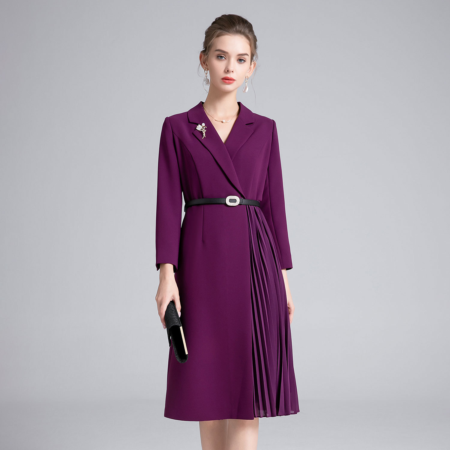 Autumn and Winter Middle-Aged and Elderly Women's Outwear Dress V Neck New Dress Mother's Wear Supports Douyin Kuaishou Dropshipping