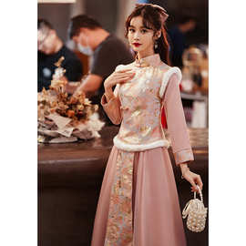 新中式伴娘服2023新款小个子礼服裙女冬季加绒冬天拜年服中国风