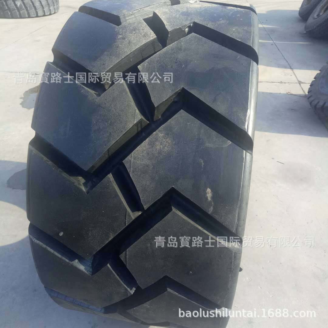 井下铲运机车轮胎 63x18.00-35   填充轮胎 矿山花纹