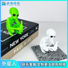 跨境temu新品外星人多色3d打印坐姿摆件书架桌面模型玩具工艺品