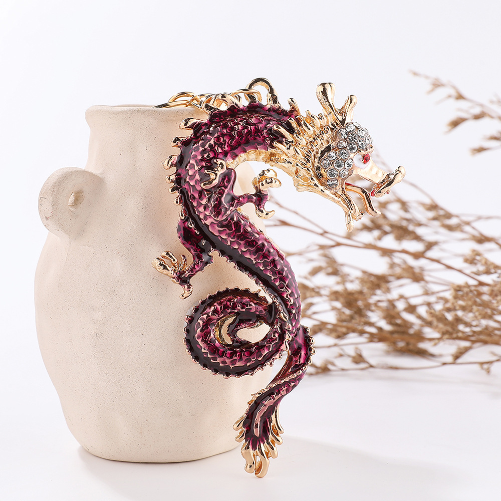 Fuente fábrica china dragón zodiaco llavero año del dragón tótem creativo grifo forma zodiacal bolsa colgante al por mayor